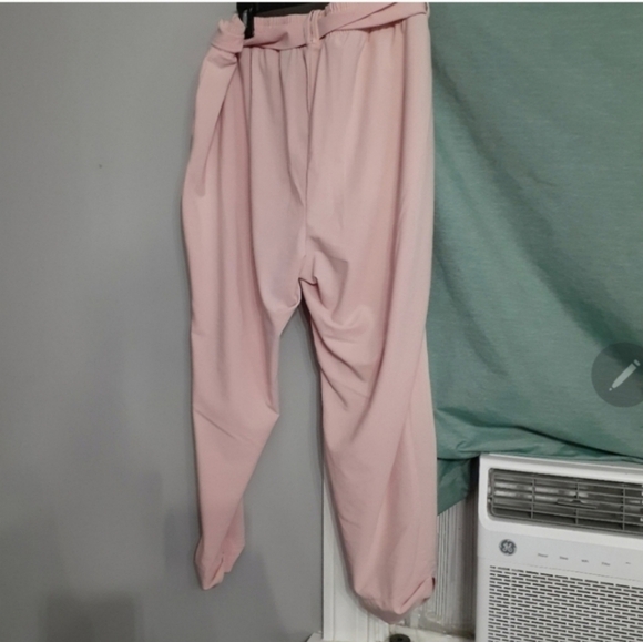 🍂🍁Torrid Crepe Self Tie Tapered Pant Lightweight Pockets Peach Pink 2x - Picture 4 of 5